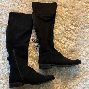 Kelly and Katie over the knee black faux suede boots size 8.5 NWOT
